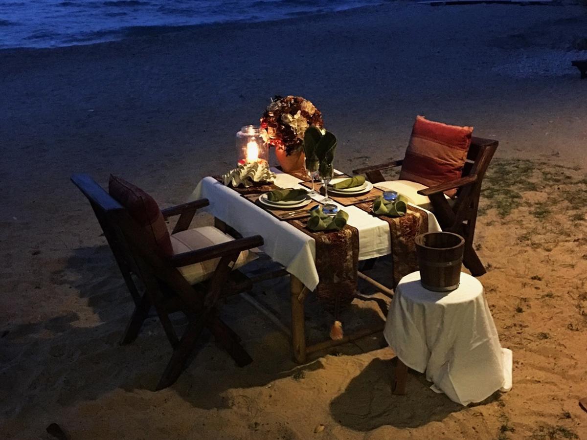 West Coast Beach Resort 코팡안 외부 사진
