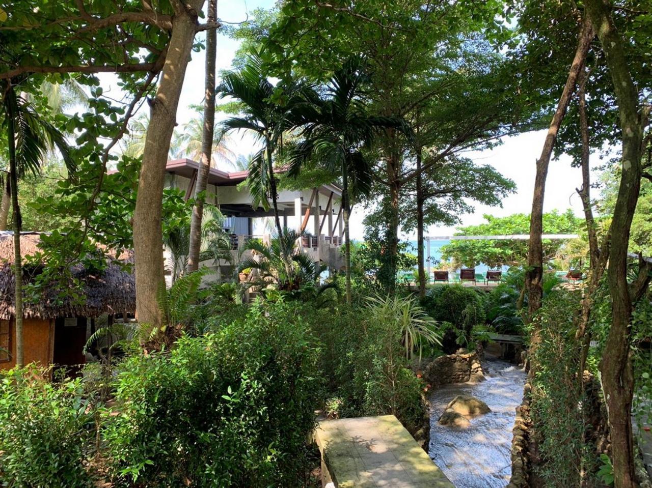 West Coast Beach Resort 코팡안 외부 사진